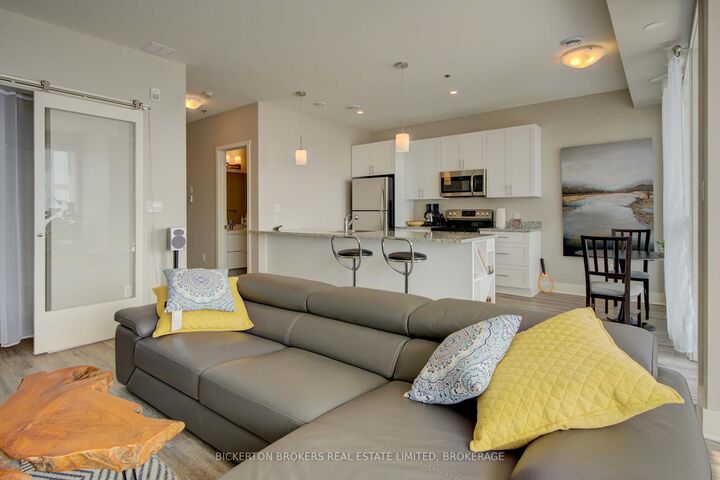 Property Photo: 130 Water Street 406 ON K7G 0A8