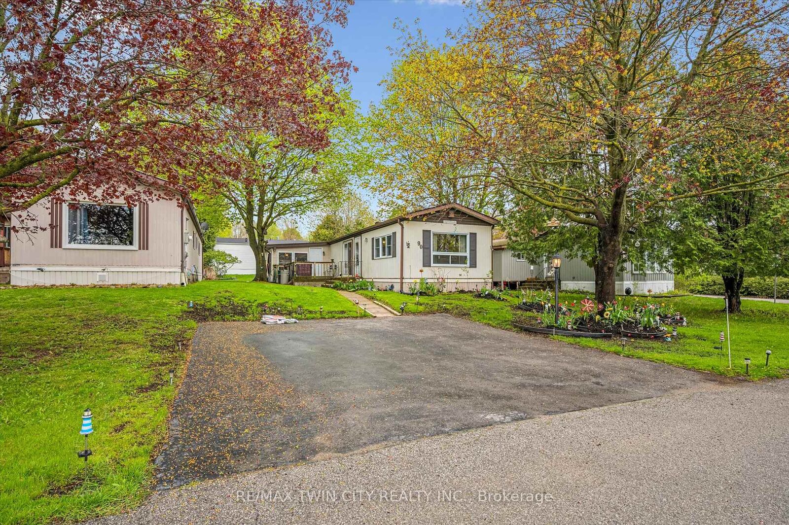Property Photo: 1294 8th Concession Road W ON N0B 2J0