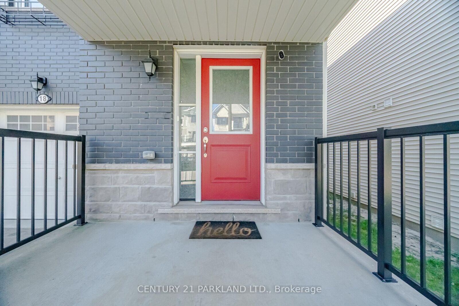 Property Photo: 18 Wimshaw Lane ON L4A 8B7