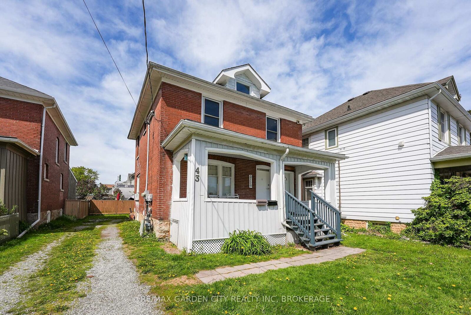 Property Photo: 43 York Street ON L2R 6C2