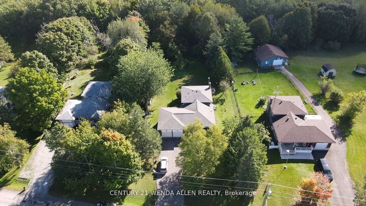 Property Photo: 14 Manvers Drive ON L0B 1K0