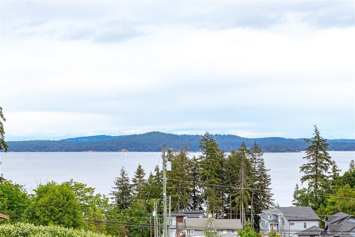 Property Photo: 3205 Douglas St BC V0R 1K2
