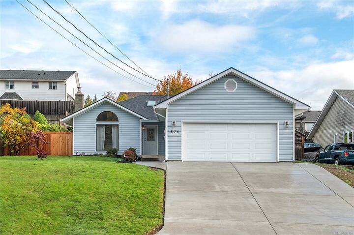 Property Photo: 876 Springbok Rd BC V9W 7M3