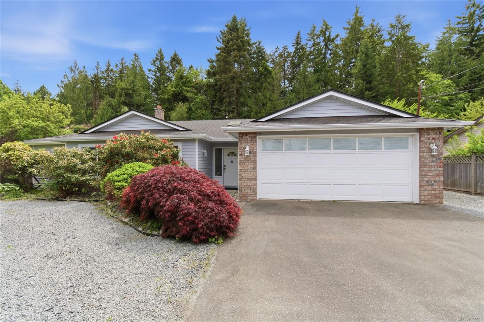 Property Photo: 1294 Gilley Cres BC V9P 1W5