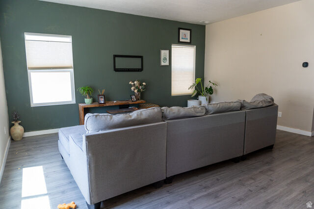 Property Photo: 935 W Lotus Brook Dr UT 84119