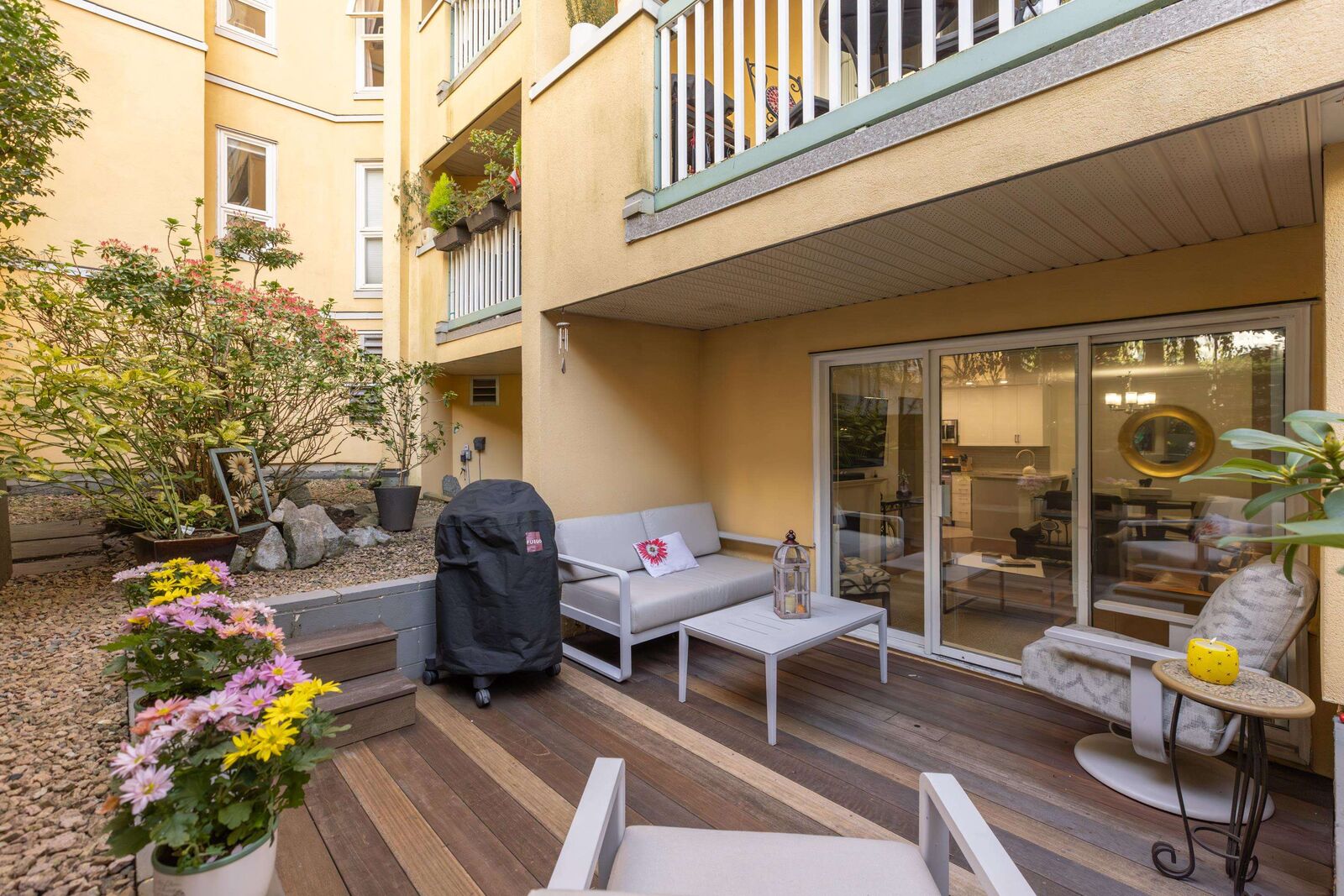 Property Photo: 1125 Gilford Street 105 BC V6G 2P7