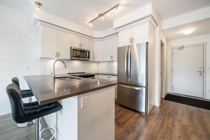 Property Photo:  2436 Kelly Avenue 314  BC V3C 1Y4 