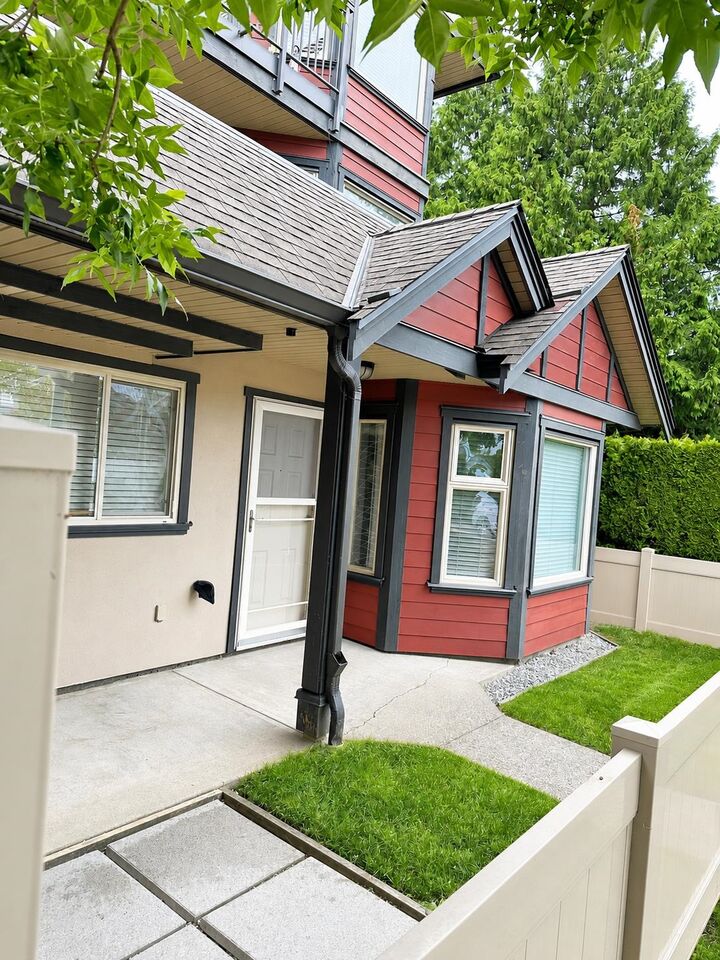 4831 53 Street C101 — photo 1