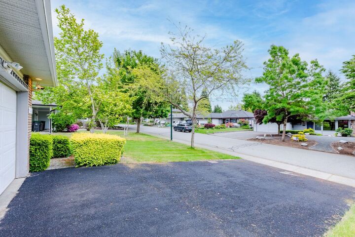Property Photo:  12931 18 Avenue  BC V4A 7P7 