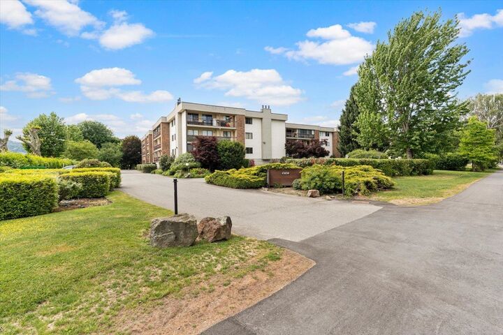 Property Photo:  45650 McIntosh Drive 1212  BC V2P 6Y5 