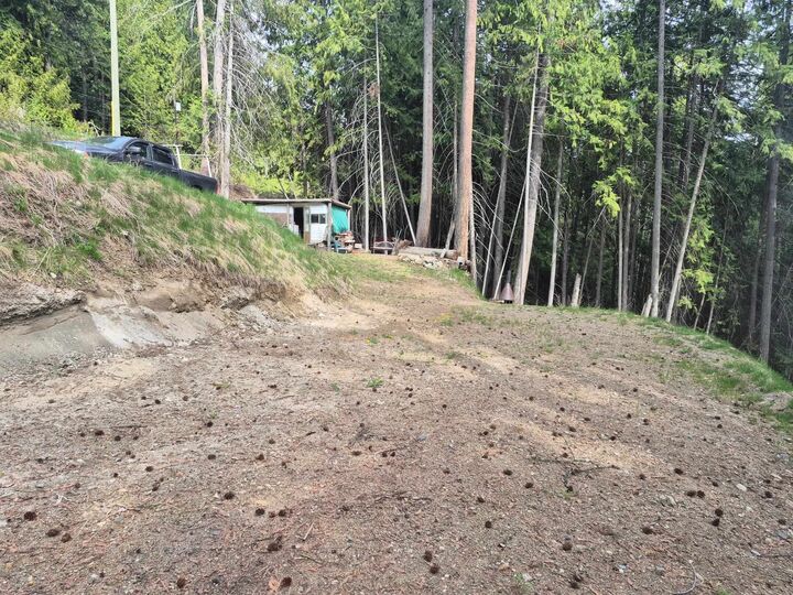 Property Photo: 2818 Vickers Trail BC V0E 1M8