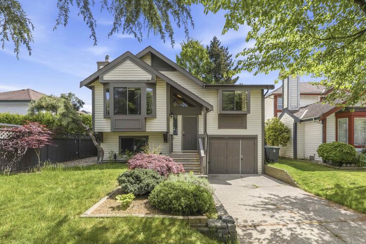 9768 151A Street — photo 1