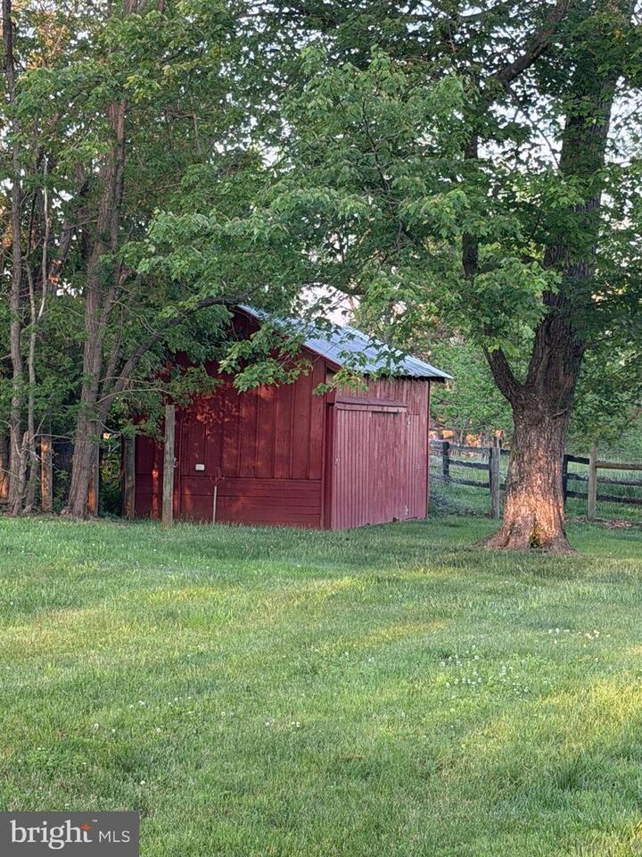 Property Photo:  22637 Willisville Road  VA 20184 