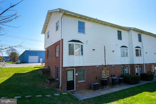 Property Photo:  3103 Shawnee Drive 6  VA 22601 