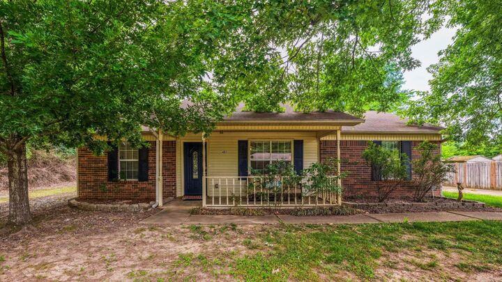 Property Photo:  403 King Road 403 King Rd  AR 72019 
