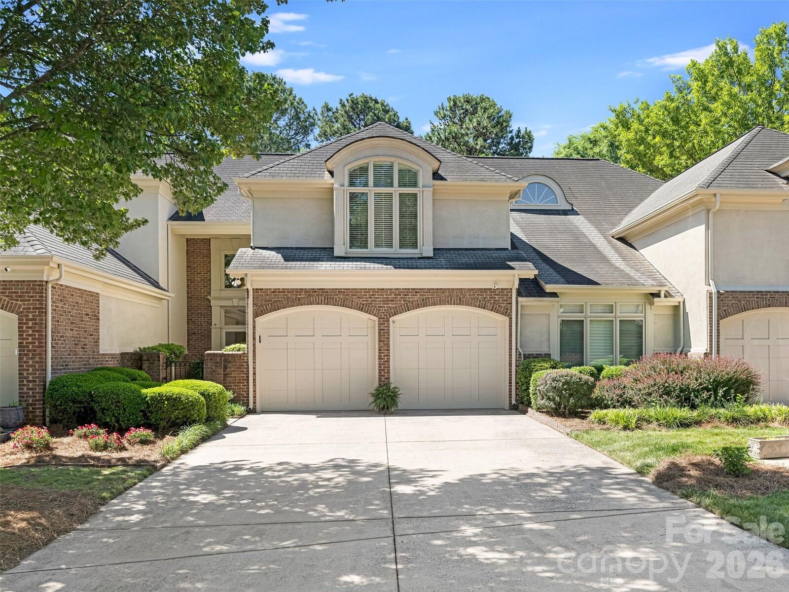 Property Photo:  8952 Challis Hill Lane  NC 28226 