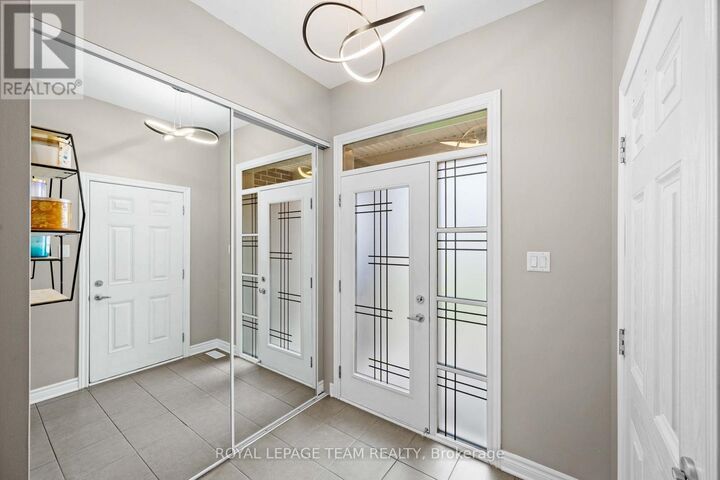 Property Photo: 233 Mountain Sorrel Way ON K4A 1H3