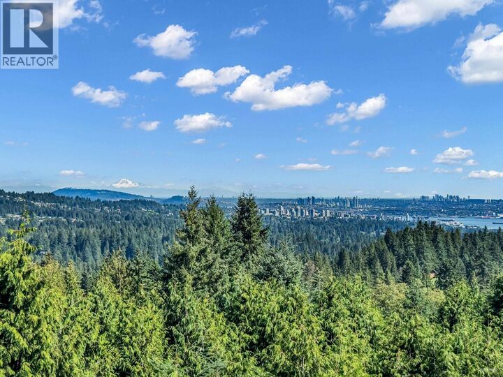 Property Photo:  574 St. Andrews Place  BC V7S 1V8 