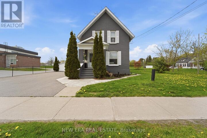Property Photo:  11 Albert Street North  ON K9V 4J3 