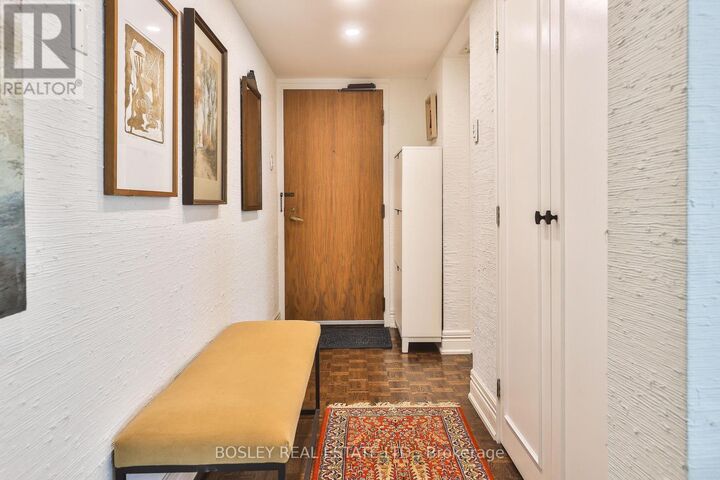 Property Photo:  63 St Clair Avenue West 306  ON M4V 2Y9 