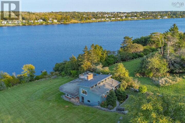 Property Photo: 845 Lakeside Road NS B5A 5K2