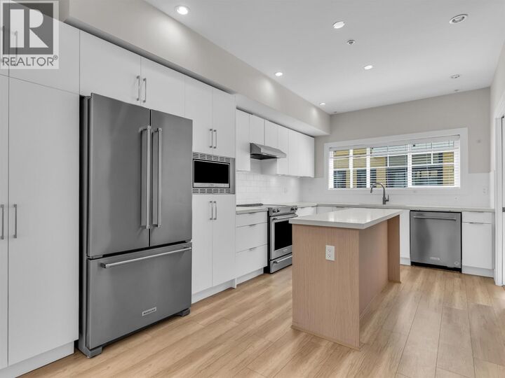Property Photo:  80 Elgin Street 208  BC V3H 0M6 
