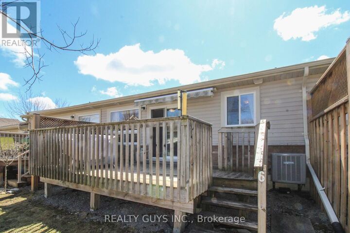 Property Photo: 909 Wentworth Street Unit #6 ON K9J 8R7