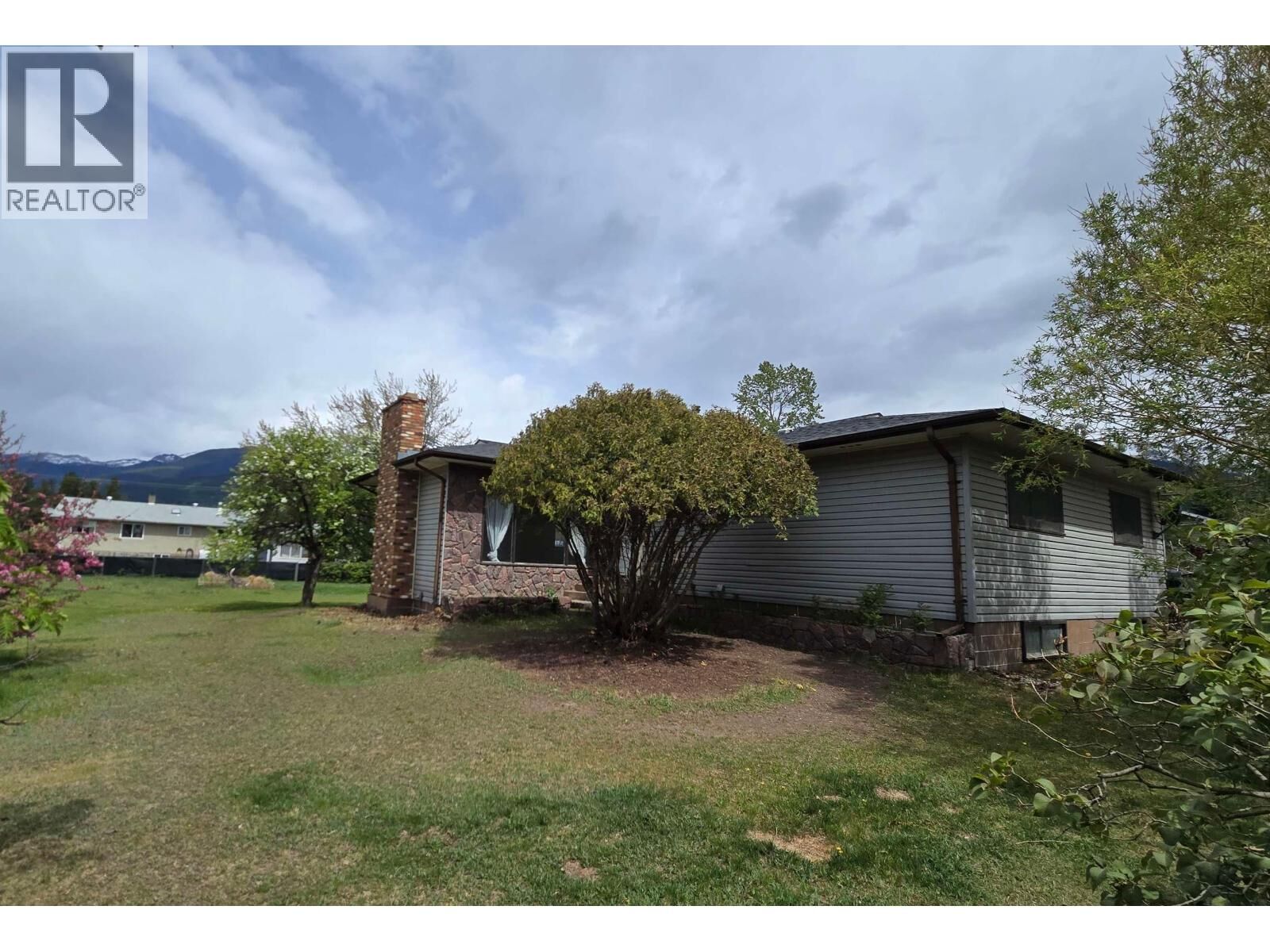 Property Photo: 1410 7th Avenue BC V0E 2Z0