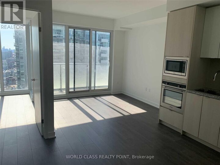 Property Photo: 115 Blue Jays Way 3806 ON M5V 0N4