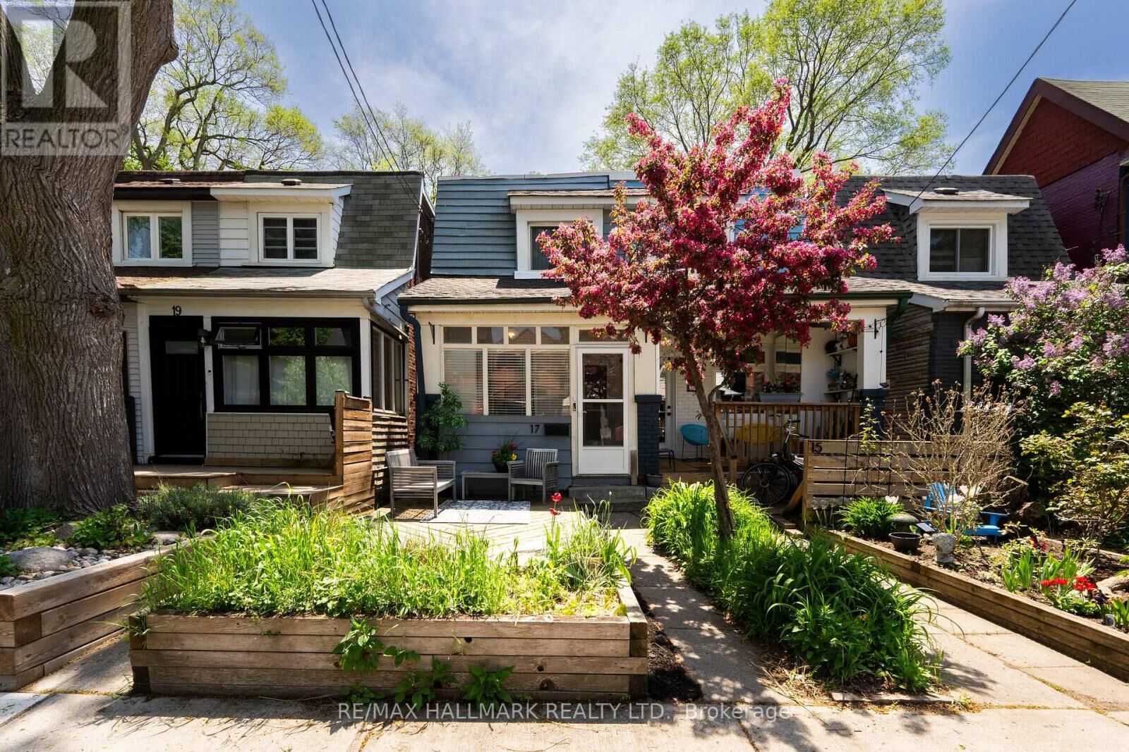 Property Photo:  17 Mountalan Avenue  ON M4J 1H3 