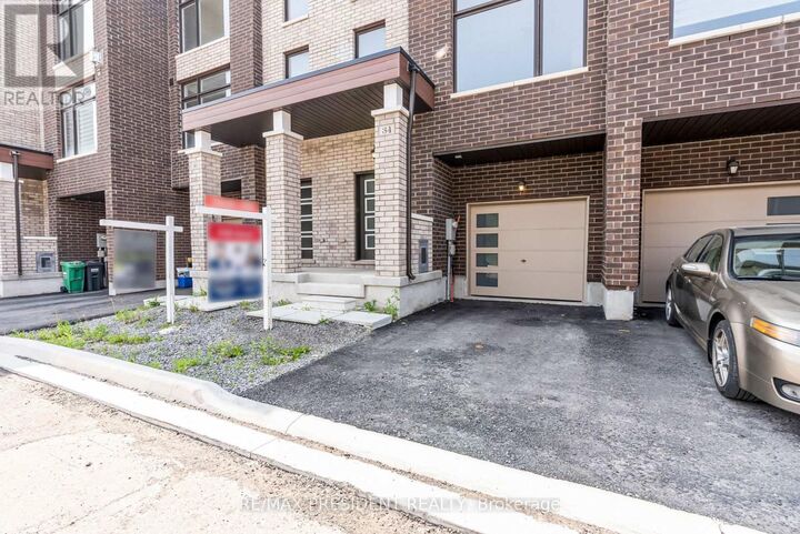 Property Photo:  34 Queenpost Drive East  ON L6Y 6L2 