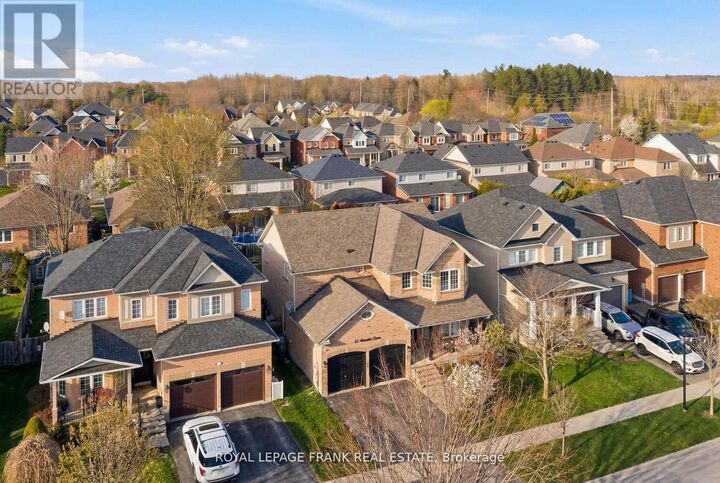 Property Photo:  57 Rosena Lane  ON L9P 1X7 