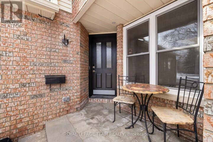 Property Photo:  29 Grenadier Way  ON K2J 4L3 