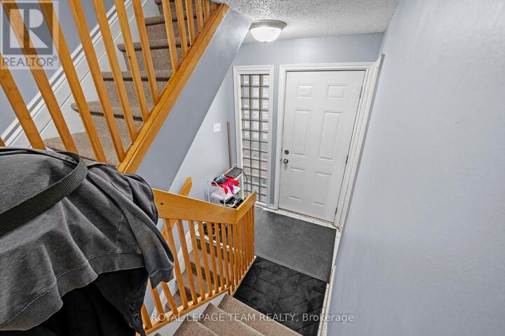 Property Photo:  58 Beverley Avenue  ON K1Y 1N1 
