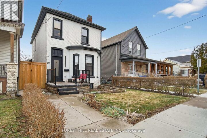 Property Photo:  212 Gibson Avenue  ON L8L 6K1 