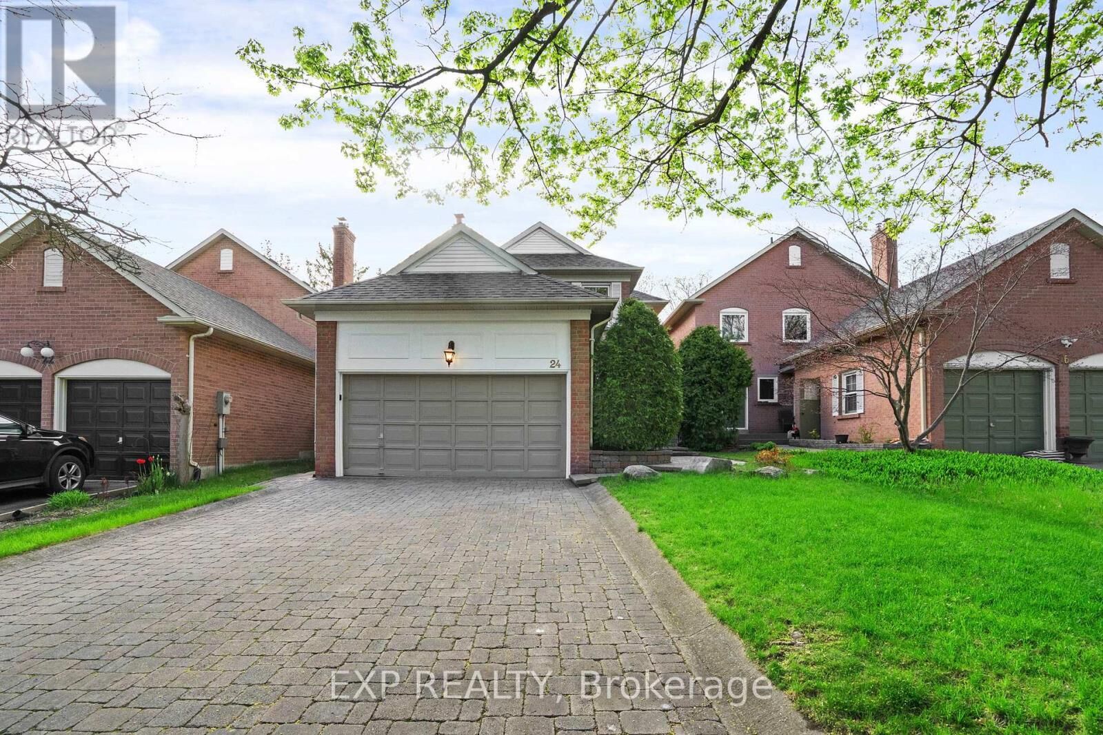 Property Photo:  24 Juniper Crescent  ON L3R 3Z7 