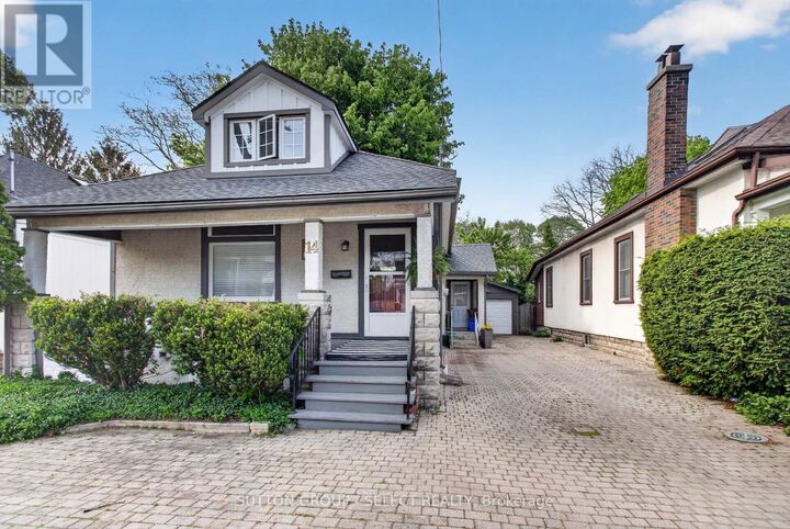 Property Photo:  14 Arthur Street  ON N5Y 3B9 