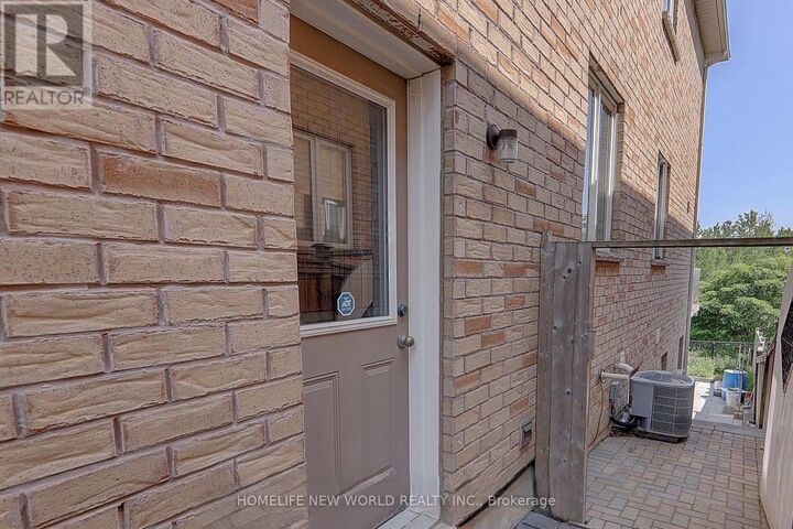 Property Photo:  31 Voysey Way (Bsmt)  ON L3S 0B4 