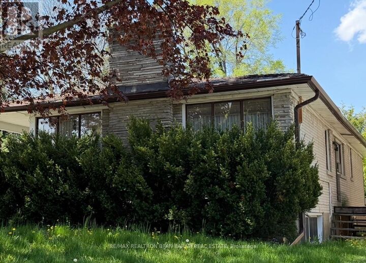 Property Photo:  128 Santa Barbara Road  ON M2N 2C5 