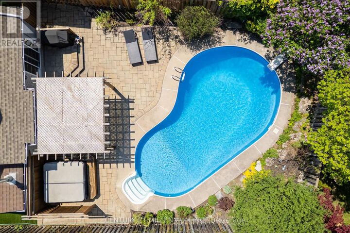 Property Photo: 7220 Danton Promenade ON L5N 5C5