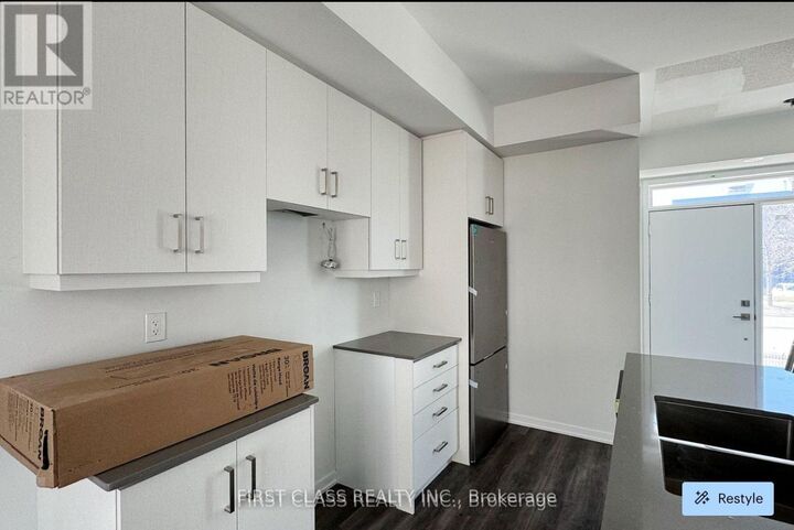 Property Photo:  19 Mable Smith Way  ON L4K 0N6 