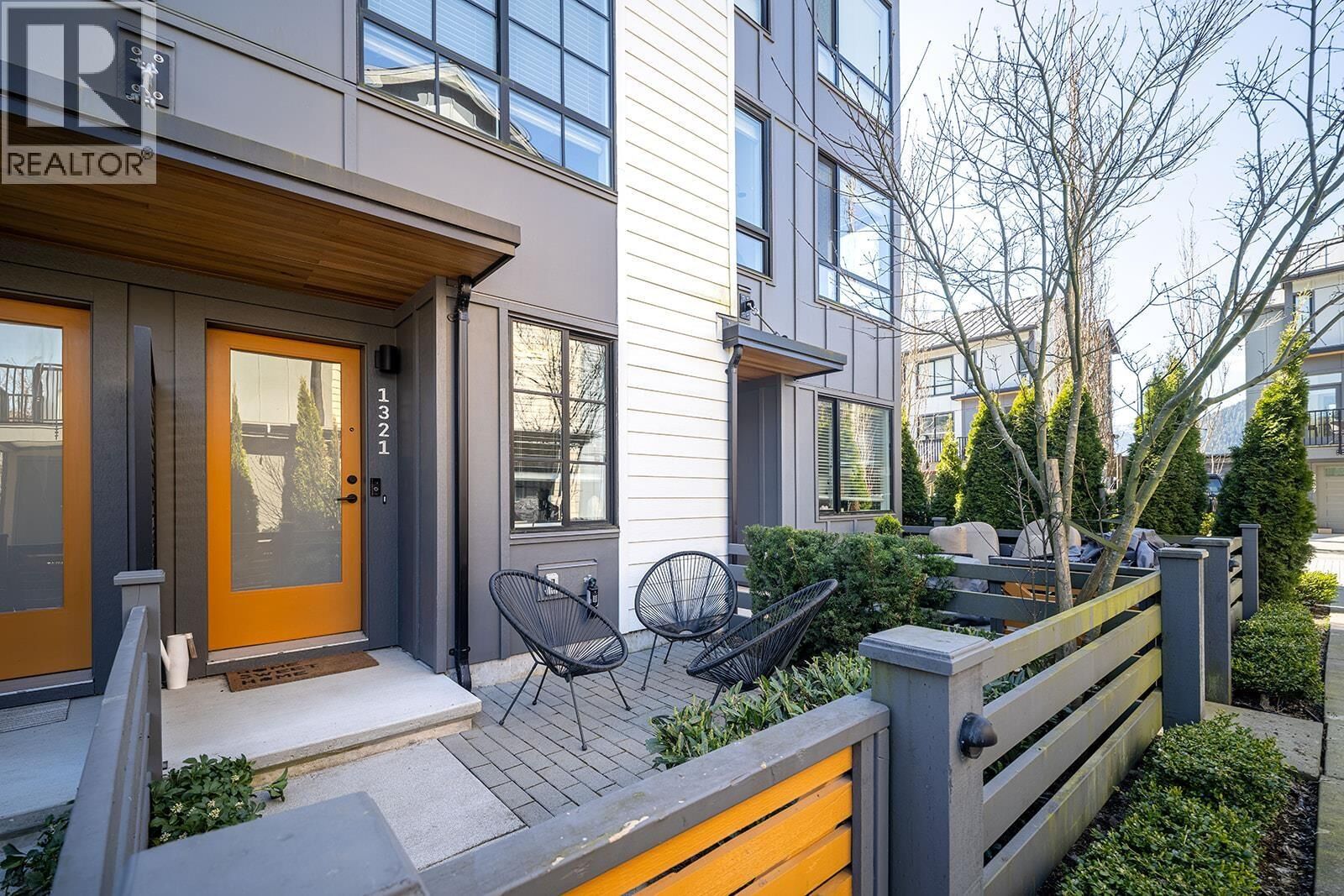 Property Photo:  1321 Halyard Place  BC V8B 2A1 