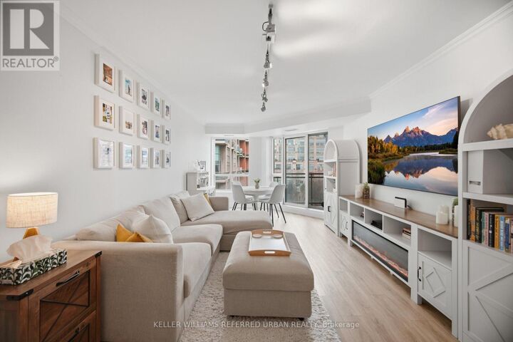 Property Photo:  190 Manitoba Street 707  ON M8Y 3Y8 