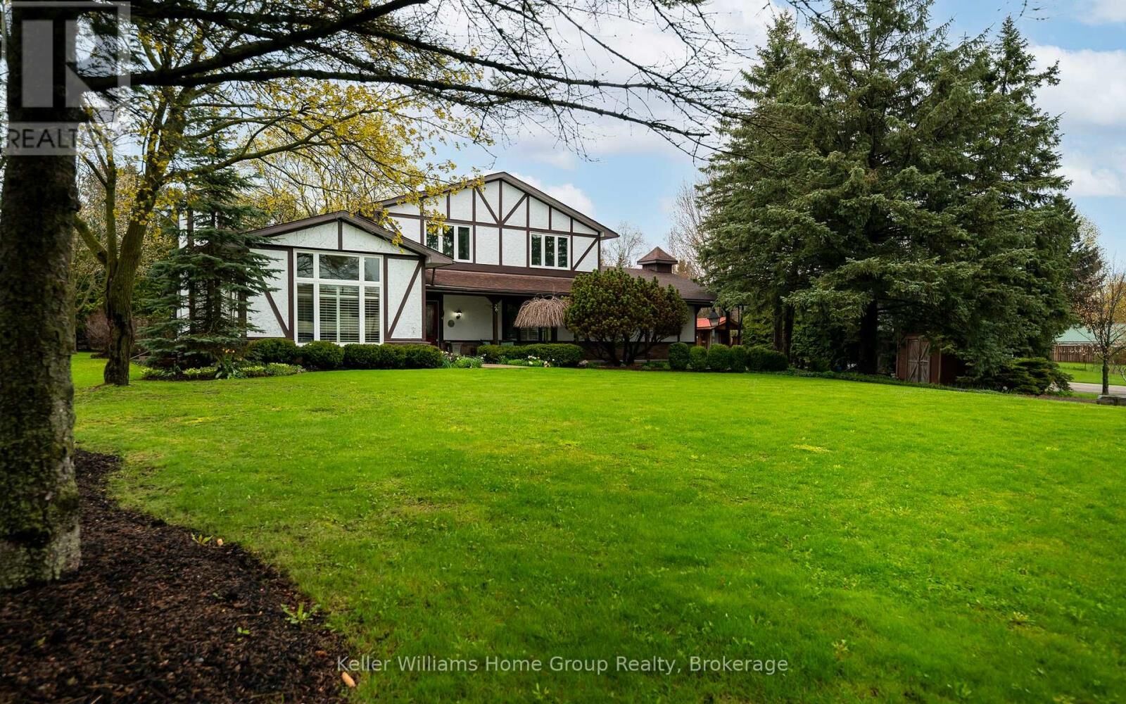 Property Photo: 26 Orangeville Street ON N0B 1Z0