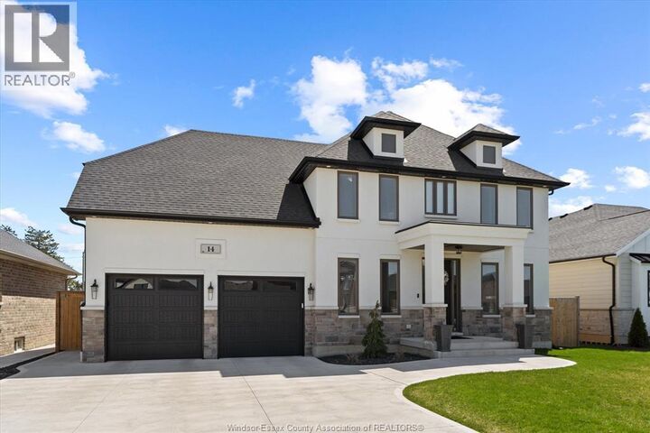 Property Photo:  14 Dundee  ON N7M 0S7 