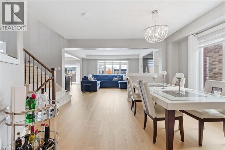 Property Photo:  28 Silverwood Avenue  ON L3C 0C3 