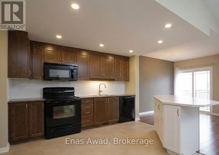 Property Photo: 1619 Westhall Way ON K2M 0G7