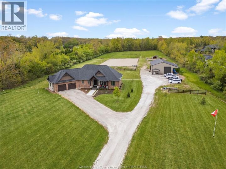 Property Photo:  4940 4th Concession Road E  ON N0R 1G0 