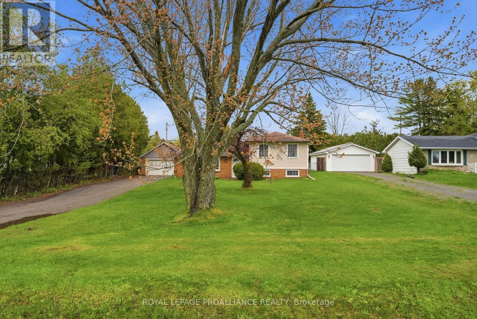 Property Photo:  584 Whites Road  ON K8V 5P8 