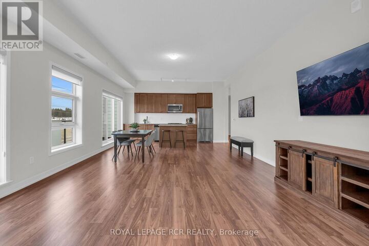 Property Photo: 555 William Graham Drive 413 ON L4G 3H9